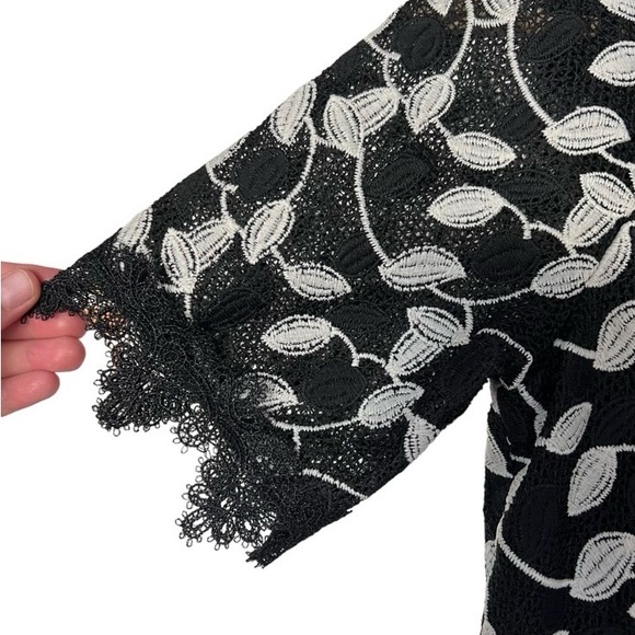 Shani Elegant Black White Lace Dress, Size 12, Knee Length, Fully Lined. - Picture 15 of 16